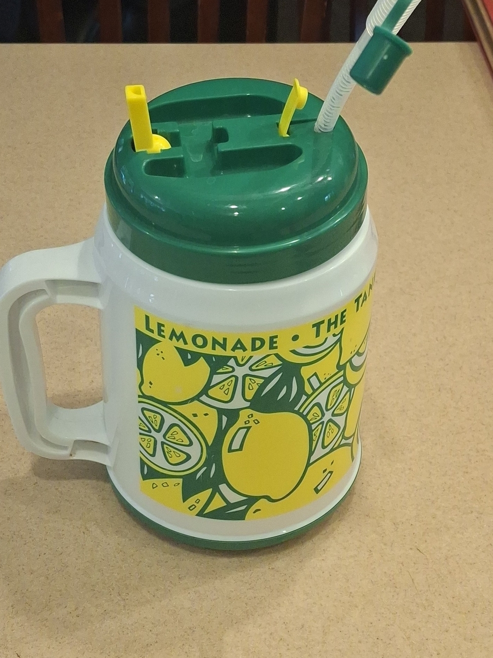Lemonade Graphic Plastic Travel Mug with Straw